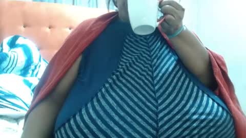 tinagiant online show from May 9, 9:59 am