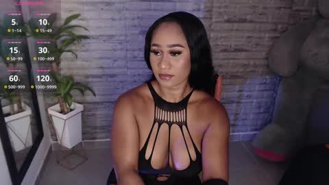 Tinna Goddess online show from September 25, 5:20 pm