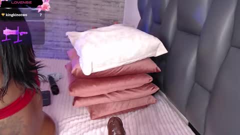 Tinna Goddess online show from December 20, 5:09 pm