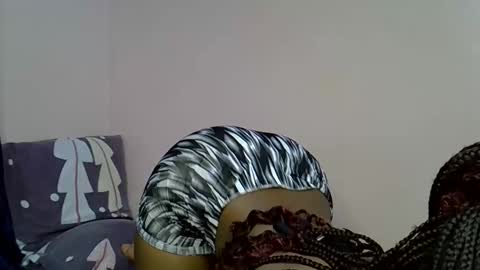 Snapshot of tinybarbie_ chatting on October 21, 5:16 pm Barbie online show from October 21, 5:16 pm