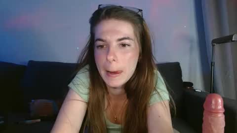 Tiny online show from March 18, 1:44 am