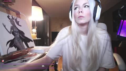 stage Kylie Sinner  brand CLITBAIT online show from April 1, 7:09 am