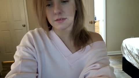 tinywithtiddies online show from February 13, 3:43 am