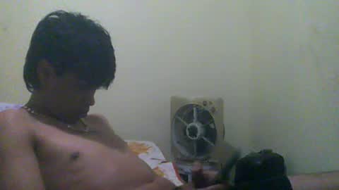 titanmedina85 online show from August 6, 1:58 am