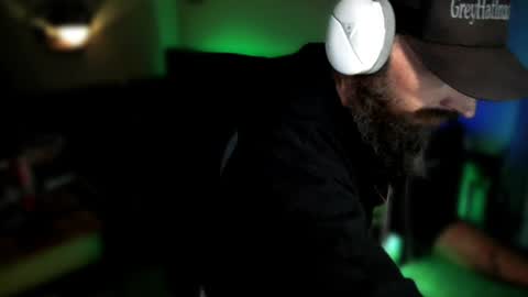 TJ online show from January 14, 7:00 pm