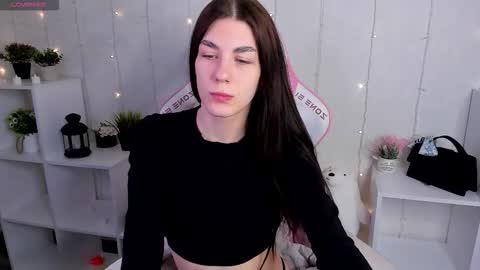 2 GMT Mo Tu We Th Fr 10am-4am online show from November 17, 11:40 pm