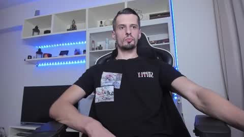 Todd online show from October 4, 9:23 pm