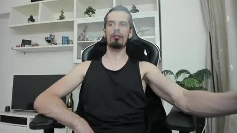 Todd online show from June 7, 9:20 pm