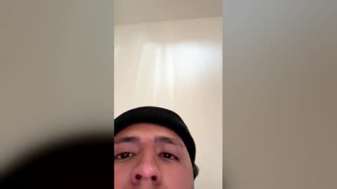 toke980670 online show from March 27, 8:10 pm