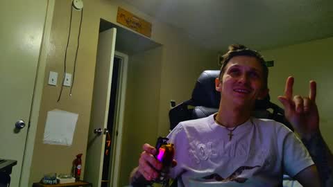 tokensarefun12801 online show from June 1, 11:28 pm