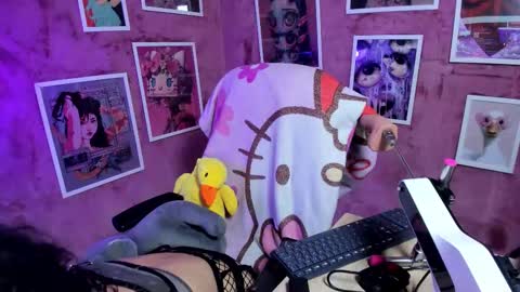 tokyo_nyx online show from November 13, 9:39 pm