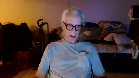 tom112292014 online show from September 21, 11:25 am