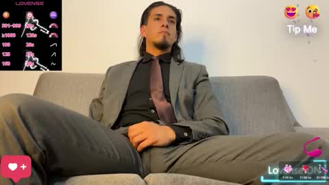 Snapshot of tom_blunt96 chatting on September 11, 7:09 am TOM online show from September 11, 7:09 am