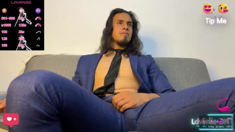 TOM online show from November 28, 1:35 am