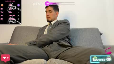 TOM online show from March 24, 5:08 pm