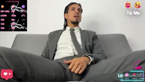 Snapshot of tom_blunt96 chatting on October 2, 4:55 am TOM online show from October 2, 4:55 am
