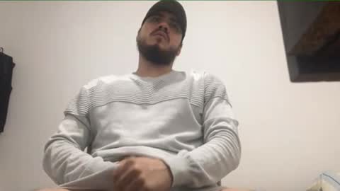 tom_coll online show from March 1, 2:05 am