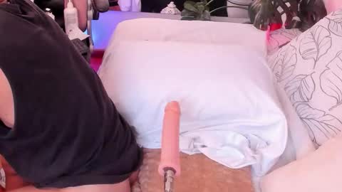 Master of pleasure online show from November 19, 1:21 pm