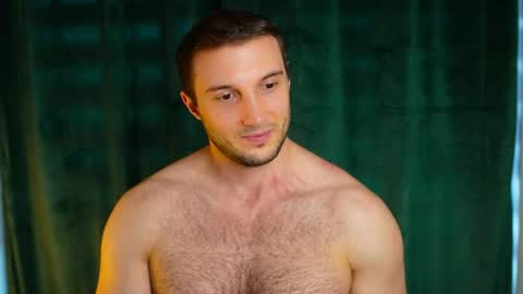 Tom online show from May 29, 3:32 pm
