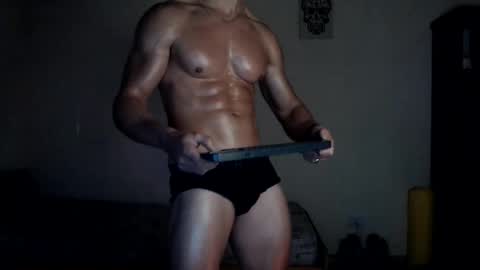tom_show online show from May 20, 11:22 pm