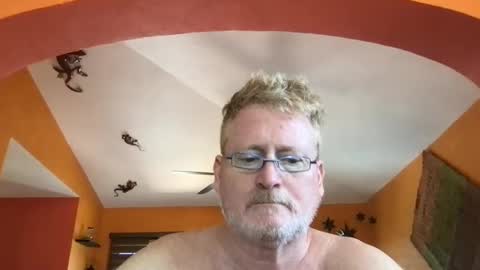 Hola online show from September 17, 6:33 pm