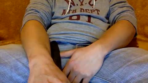 tombi125 online show from December 14, 4:46 pm