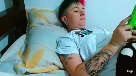 Blue online show from February 18, 6:15 pm