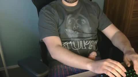 tomin3m online show from April 7, 6:10 pm