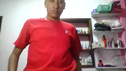 Snapshot of tomm_kors chatting on November 2, 3:28 am tomm online show from November 2, 3:28 am