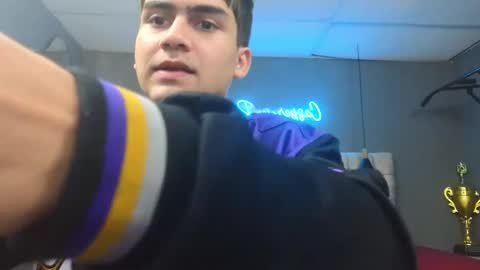 Tommy  online show from February 27, 7:08 am