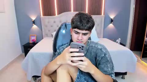 Tommy  online show from June 24, 3:35 am