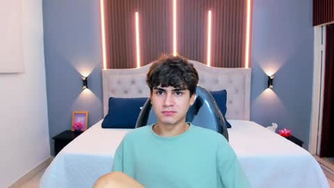 Tommy  online show from April 9, 6:19 am