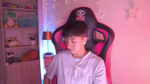 Blue  online show from March 24, 11:00 pm