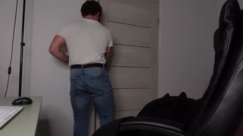  tommy burnzzz  online show from January 14, 2:40 am