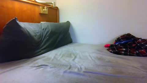 Thomas online show from February 26, 6:00 pm