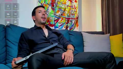 tommy_raym0ndg online show from September 20, 6:55 pm