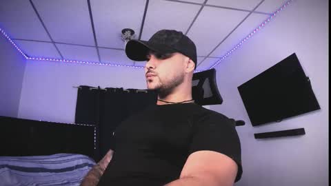 tommy_sccott online show from March 4, 9:23 pm