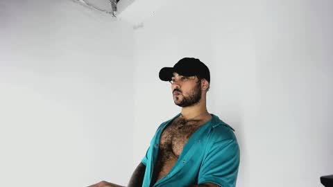 tommy_sccott online show from October 24, 1:06 am