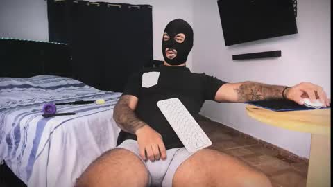 tommy_sccott online show from February 10, 11:52 pm