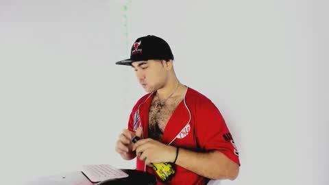 tommy_sccott online show from September 23, 11:11 pm