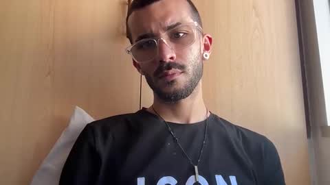 TOMMYDESIREX online show from May 14, 12:03 pm