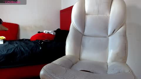 TONI BELMONT online show from February 27, 8:12 pm