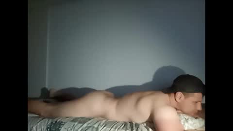tonny54880 online show from March 27, 8:10 pm
