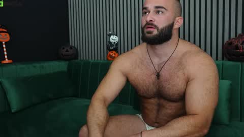 Snapshot of tony_storm chatting on October 22, 2:52 pm Tony online show from October 22, 2:52 pm