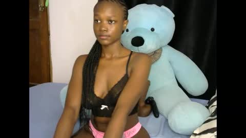 tonya tash7 online show from February 3, 11:53 am