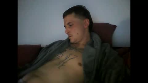 tonystrawberry online show from February 12, 8:23 pm