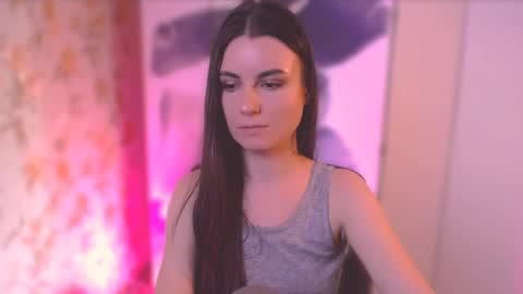 Elizabeth online show from February 26, 8:25 pm