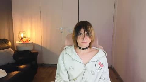 too_silly_ online show from May 26, 8:59 pm