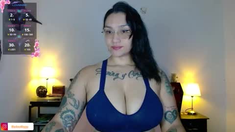 toothyy online show from November 17, 11:40 pm