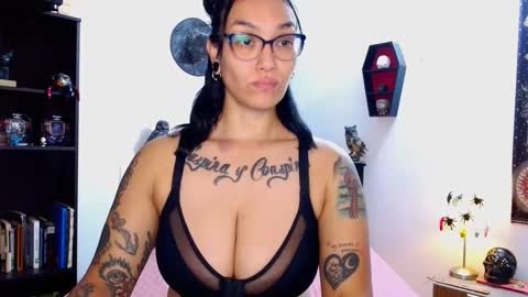 toothyy online show from February 13, 10:54 pm